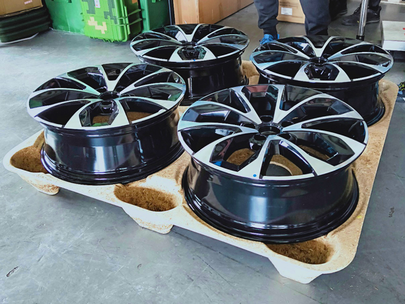 molded wood pallets