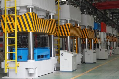 compressed wood pallet machine