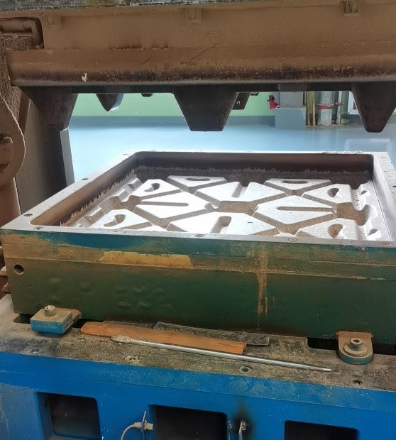 Pallet mold interior | Precision mold for wood fibers | High-accuracy equipment for molded pallets