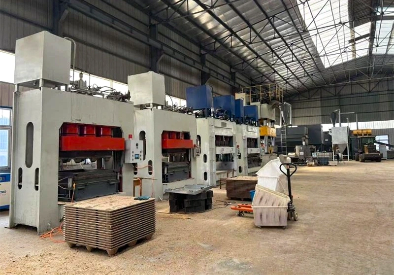 Parallel heavy-duty hydraulic hot presses in a presswood pallet machine production plant for timber price volatility control and circular ESG pallet production
