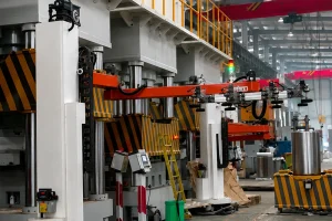 Automated press transfer gantry with multi-suction vacuum grippers and safety light tower